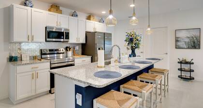 Beautiful Port St Lucie Home w/ Hot Tub!