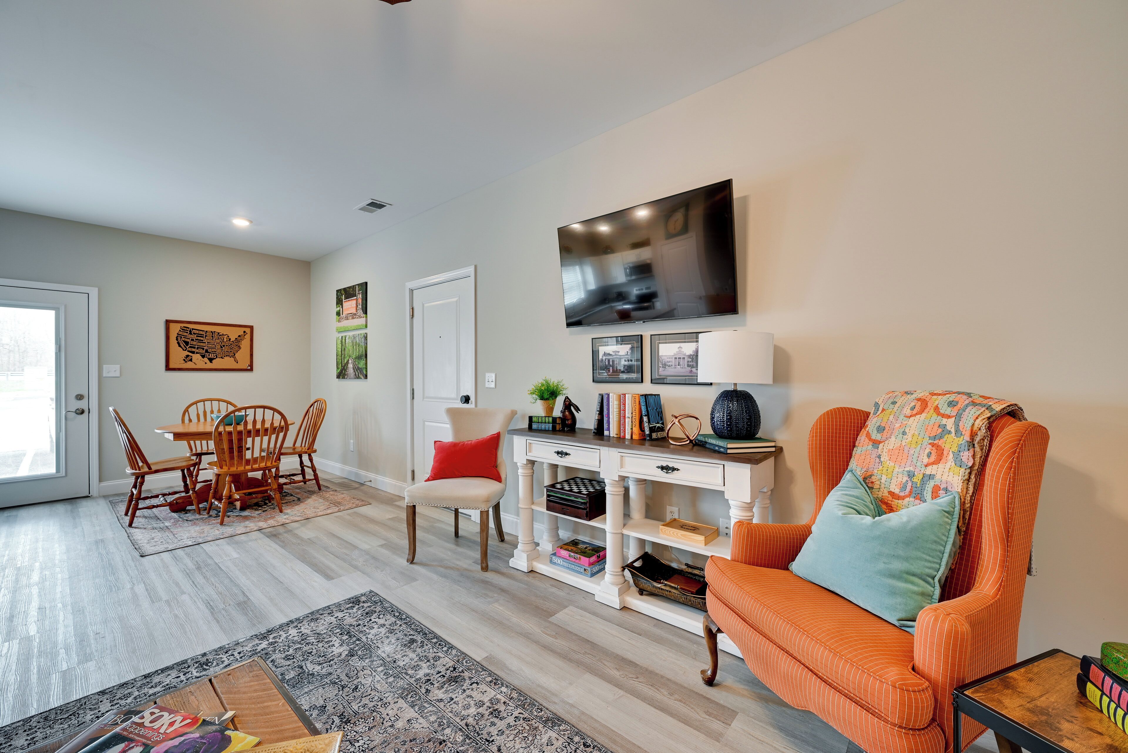 Apartment (2 Bedrooms) | Front of property