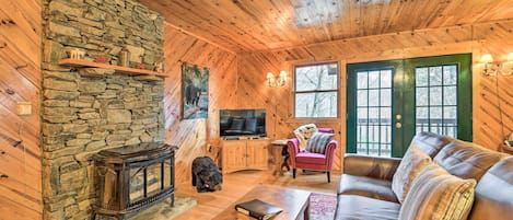 House (2 Bedrooms) | Front of property