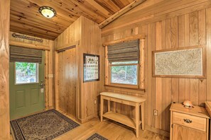 House (1 Bedroom) | Interior