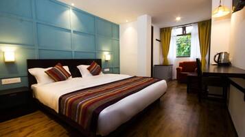 Deluxe-rum | Skrivbord och gratis wi-fi