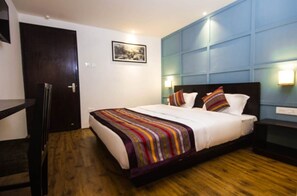 Phòng Deluxe | 1 phòng ngủ, bàn, truy cập Internet không dây miễn phí 
