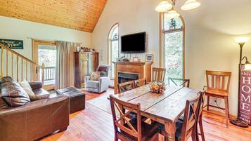 House (2 Bedrooms) | Front of property