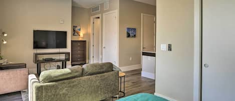 Apartment (0 Bedroom) | Interior