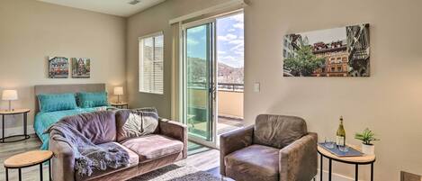 Apartment (0 Bedroom) | Interior