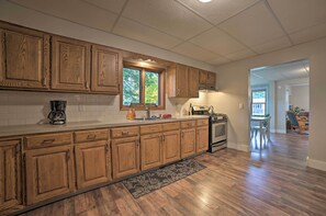 Ferienhaus (3 Bedrooms) | Eigene Küche | Küchenrolle