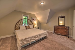 House (3 Bedrooms) | 3 bedrooms, bed sheets