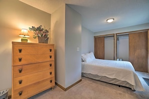 Room - Manistee House < 1 Mile From Lake Michigan! (Manistee)