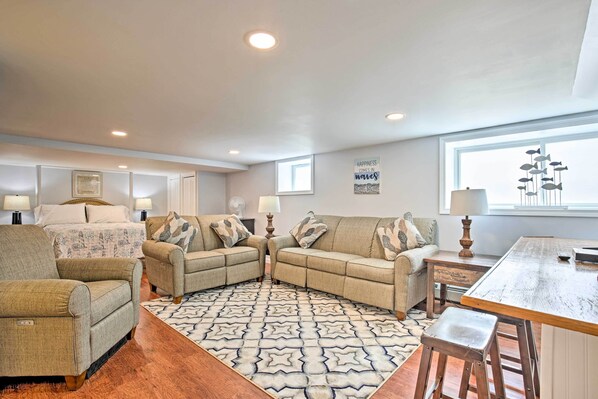 Apartment (0 Bedroom) | Front of property