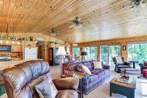 House (4 Bedrooms) | Interior - Lakefront Hackensack Cabin w/ Patio & Grill! (Hackensack)