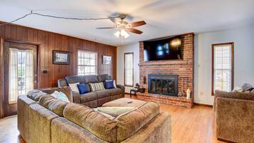 Cottage (3 Bedrooms) | Interior