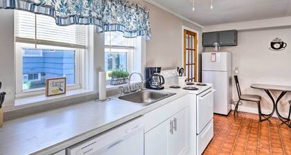 Newport House < 3 Mi to Beaches & Bowens Wharf!