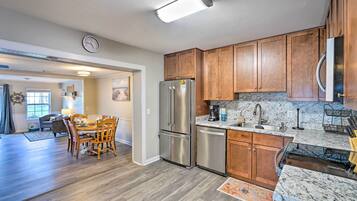 House (4 Bedrooms) | Private kitchen | Microwave, oven, stovetop, dishwasher