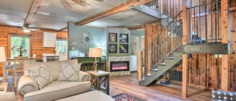 House (2 Bedrooms) | Front of property