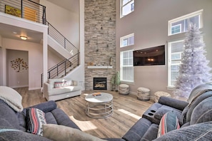 Apartment (4 Bedrooms) | Interior - Inviting Hideout Townhome w/ Balcony & Lake Views! (Heber City)