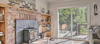 Furnished Deck & Nat'l Forest Views: Arnold Cabin