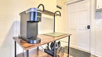 Apartment (1 Bedroom) | Interior