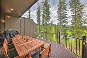 Apartment (3 Bedrooms) | Interior - Elegant Priest Lake Townhome ~ 1 Mi From Lake (Priest River)