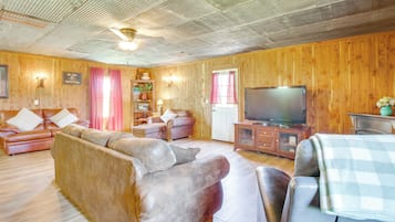 House (1 Bedroom) | Interior