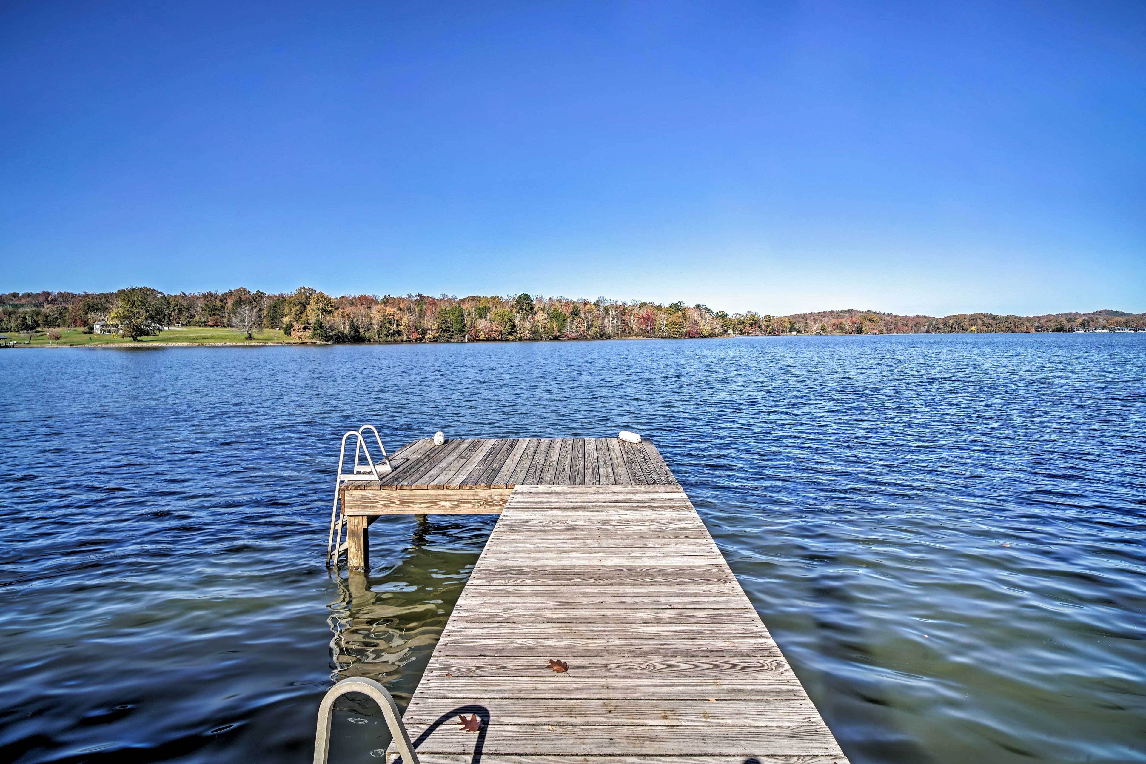 Ten Mile Home on Watts Bar Lake w/ 2 Docks!