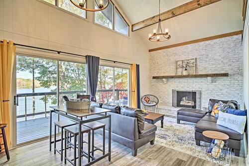 Ten Mile Home on Watts Bar Lake w/ 2 Docks!