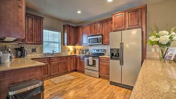 Microwave, oven, stovetop, dishwasher