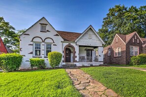 House (3 Bedrooms) | Front of property