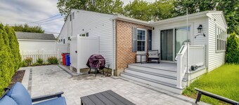 Cape May Quad w/ Grill - 7 Blocks to Beach!