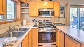 Microwave, oven, stovetop, dishwasher