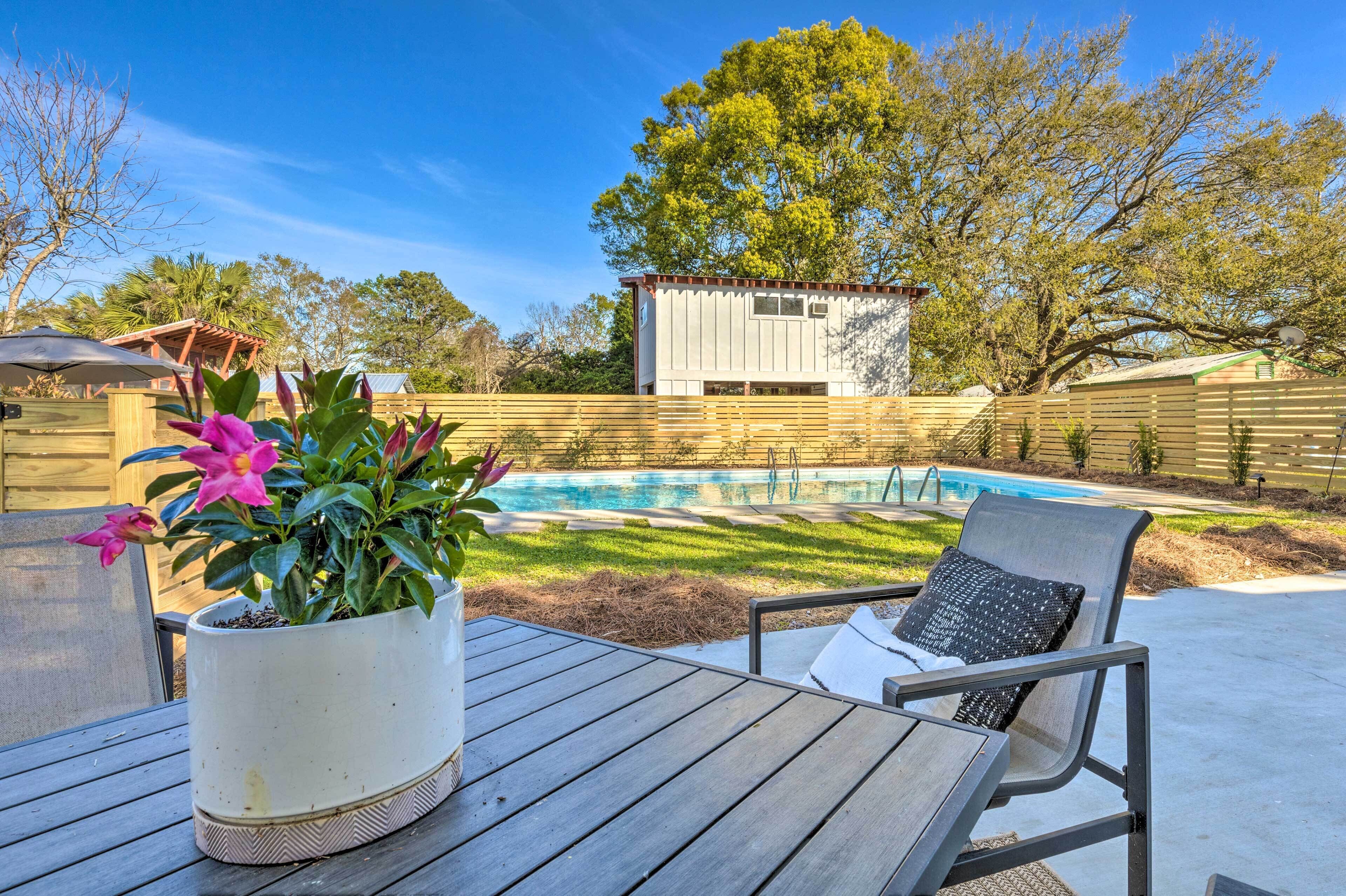 Downtown Bay St Louis Apt < 1 Mile to Coast!