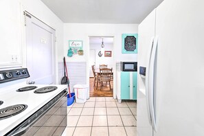 Rumah (2 Bedrooms) | Interior