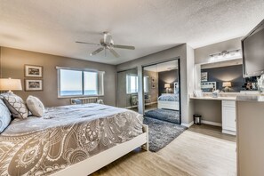 2 bedrooms, iron/ironing board, free WiFi, bed sheets - Oceanfront- Heated Pool-Balcony (Indialantic)