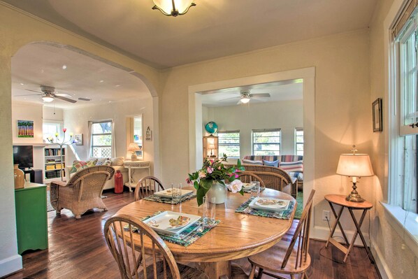 Rumah (2 Bedrooms) | Interior