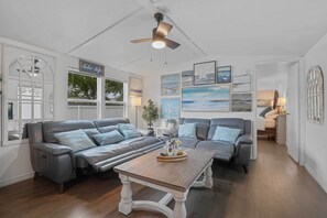 House (2 Bedrooms) | Front of property - Boat & Fish on Lewisville Lake: Pet-friendly Haven (Lake Dallas)