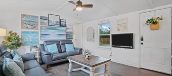 Boat & Fish on Lewisville Lake: Pet-friendly Haven