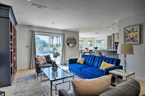 TV, fireplace, books - Upscale Palm Desert Oasis w/ BBQ - Near Golf! (Palm Desert)