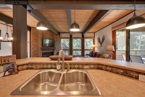 Apartment (2 Bedrooms) | Interior - Upscale Condo w/ Balcony < 1/2 Mi to Ski Resort (Steamboat Springs)