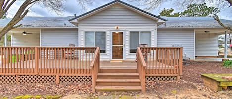 House (2 Bedrooms) | Front of property