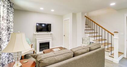 Dreamy Lead Hill Cottage w/ Fire Pit & Hammock!