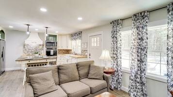 Cottage (1 Bedroom) | Interior