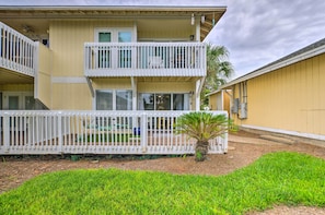 Interior - Cozy Destin Condo w/ Amenities + Private Beach! (Destin)