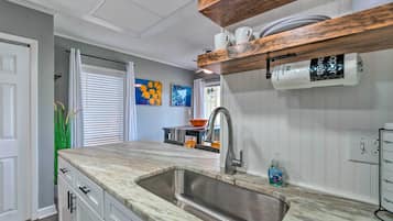 Apartment (1 Bedroom) | Interior