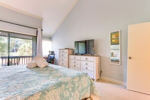 Apartament (3 Bedrooms) | 3 dormitoris i espai de treball apte per a portàtils