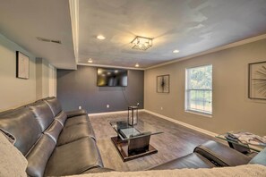 Interior - Cozy Waldorf Guest Suite Near Potomac River! (Waldorf)