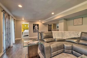 Apartment (1 Bedroom) | Interior