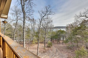 Property grounds - Waterfront Home on Beaver Lake w/ 2 Decks! (Garfield)