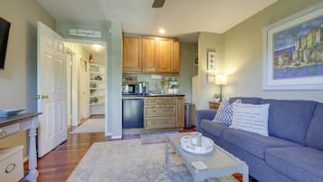 House (1 Bedroom) | Interior