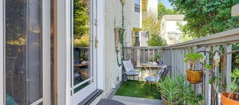 Chic Peaceful Retreat 16 Mi to Beaches & Wineries!