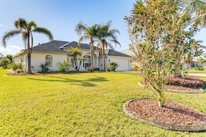 House (3 Bedrooms) | Interior - Canal Front Rotonda West Home By Beach (Rotonda West)