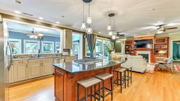 Rumah (4 Bedrooms) | Interior